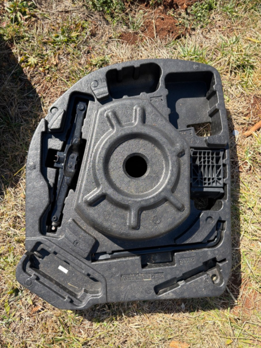 2011 JAGUAR XJL aw9317b043ab photo 1