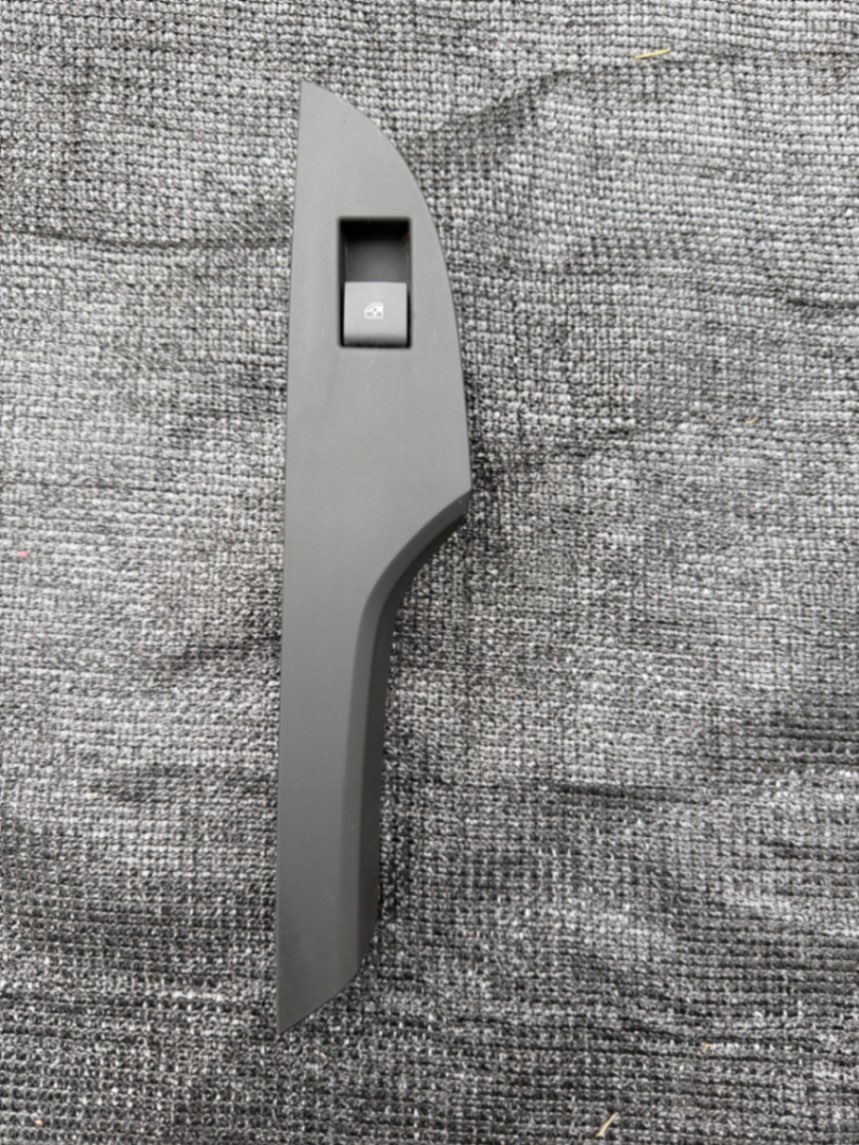 13-18 Cadillac ATS Rear Left Driver LH Door Window Control Switch 23181534 OEM photo 1