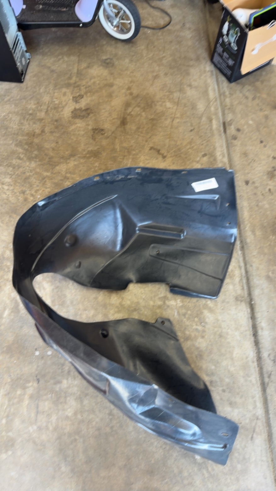 Front Fender Liner Inner Panel Right Side For 2010-2016 Cadillac SRX 22868774 RH photo 1